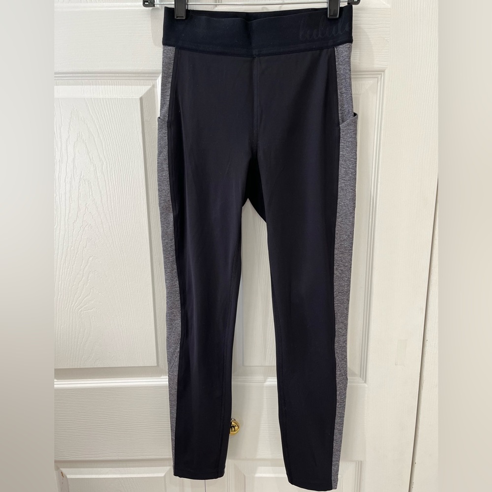 Black Lululemon Leggings. Size 6